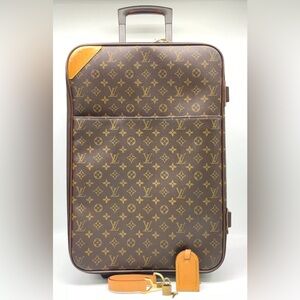 🔥SOLD🔥Louis Vuitton Monogram  Pegas 55 Carry case